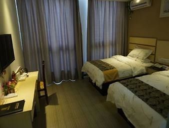 Super 8 Hotel Nantong Qidong Central Bus Station Стая снимка